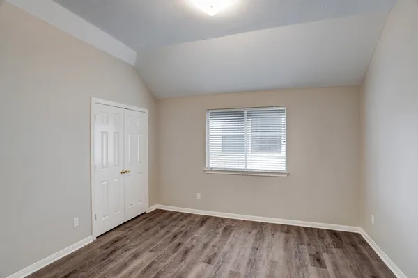 $2,198 | 3924 Highland Vale Court, Fresno, TX 77545
