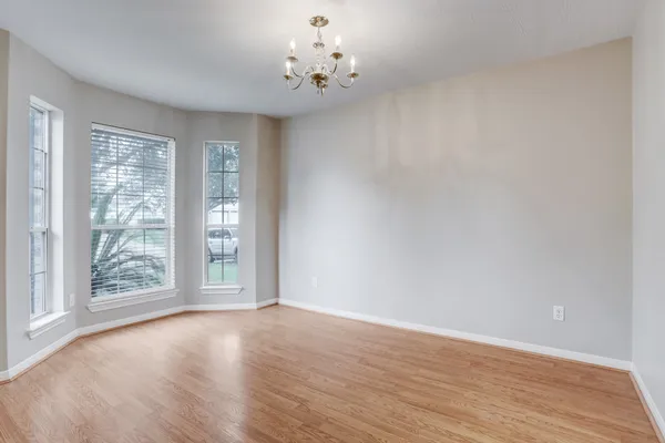$2,198 | 3924 Highland Vale Court, Fresno, TX 77545