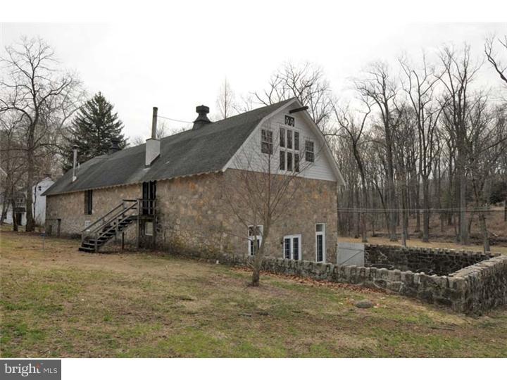 44 Paper Mill Road Newtown Square, PA 19073 - Photo 4 of 15