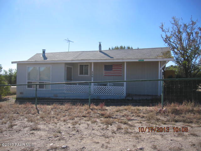 2201 Harris Road Paulden, AZ 86334 - Photo 1 of 7 FRONT