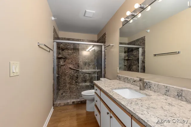 $180,000 | 8510 North Jasonville Court Southeast, Caledonia, MI 49316