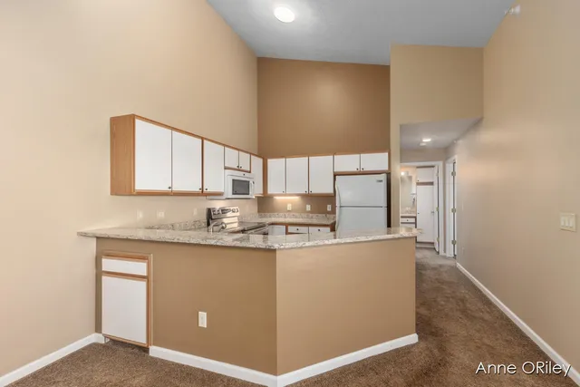 $180,000 | 8510 North Jasonville Court Southeast, Caledonia, MI 49316