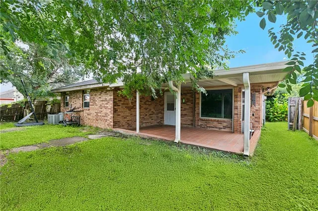 $145,000 | 2420 Williamsburg Drive, Laplace, LA 70068