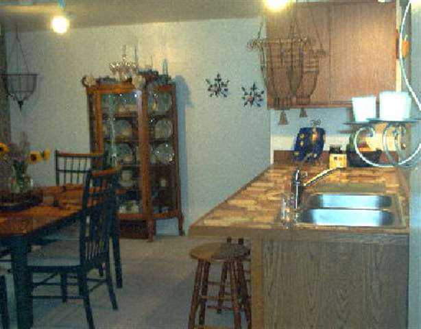 128 Thimbleberry Road Malta, NY 12020 - Photo 4 of 5 Photo 4