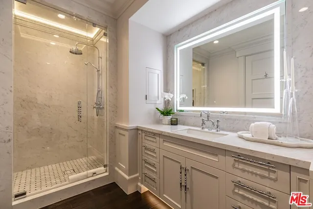 $16,750,000 | 5076 Island Forest Place, Westlake Village, CA 91362