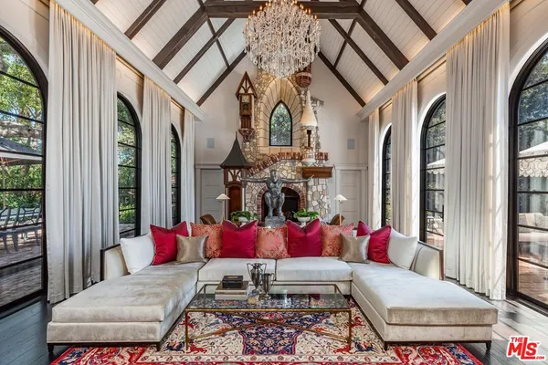 $16,750,000 | 5076 Island Forest Place, Westlake Village, CA 91362