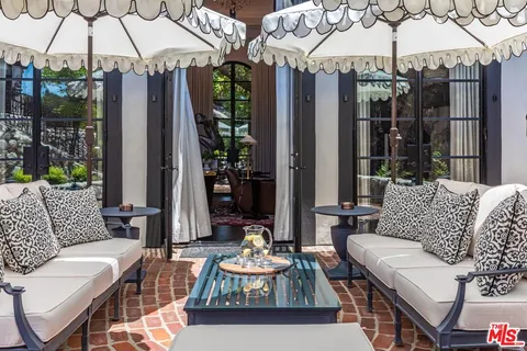 $16,750,000 | 5076 Island Forest Place, Westlake Village, CA 91362