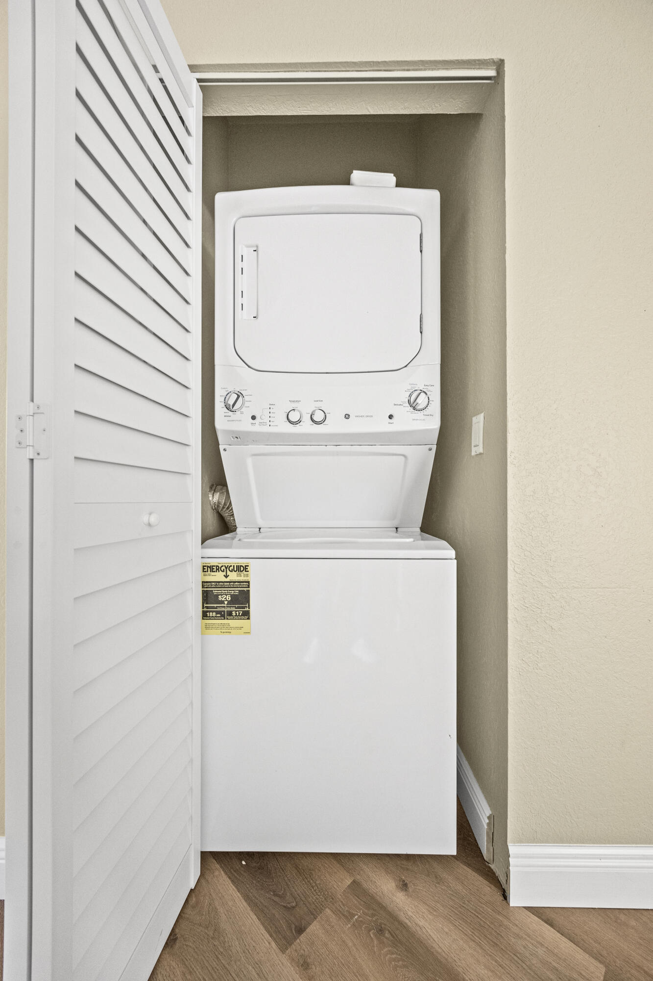 1982 Freeport Drive Riviera Beach, FL 33404 - Photo 16 of 31 a utility room with dryer and washer