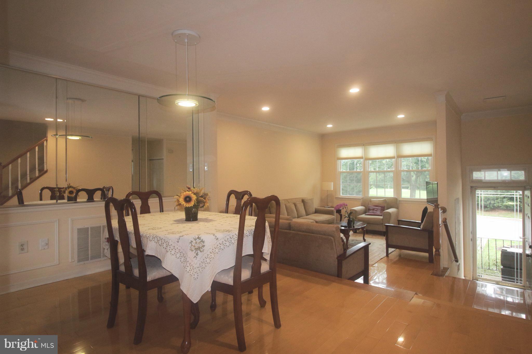 2425 McCormick Road Rockville, MD 20850 - Photo 3 of 26 Interior (General)