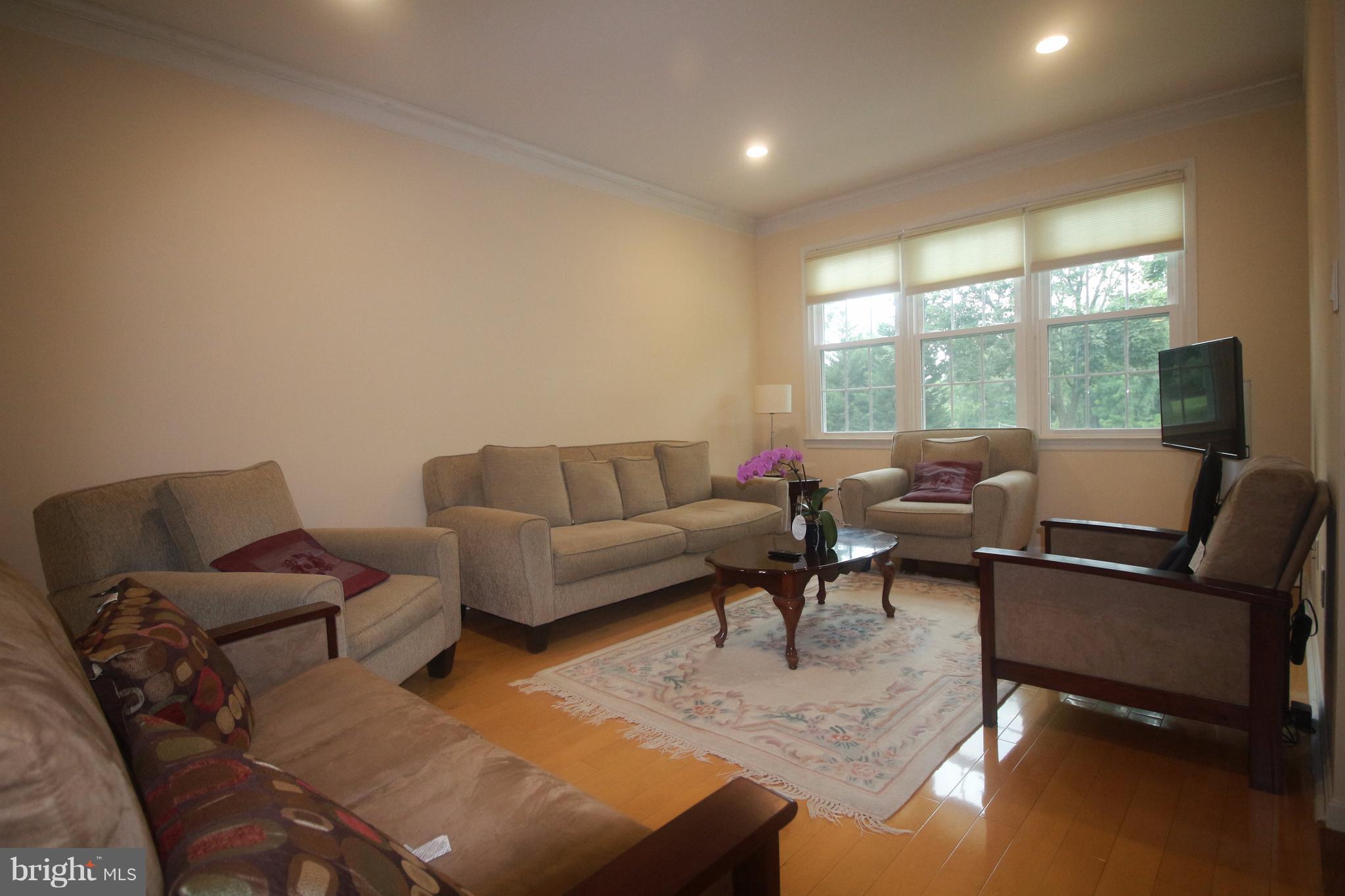 2425 McCormick Road Rockville, MD 20850 - Photo 4 of 26 Exterior (General)