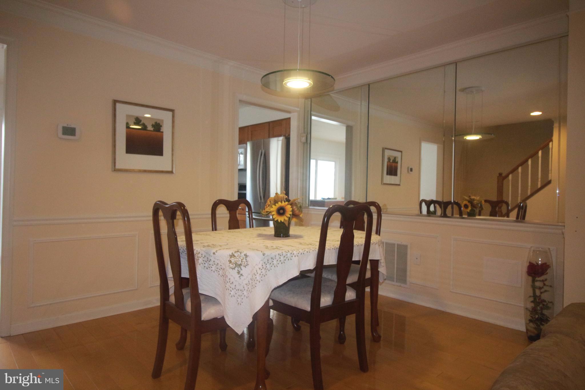 2425 McCormick Road Rockville, MD 20850 - Photo 6 of 26 Dining Room