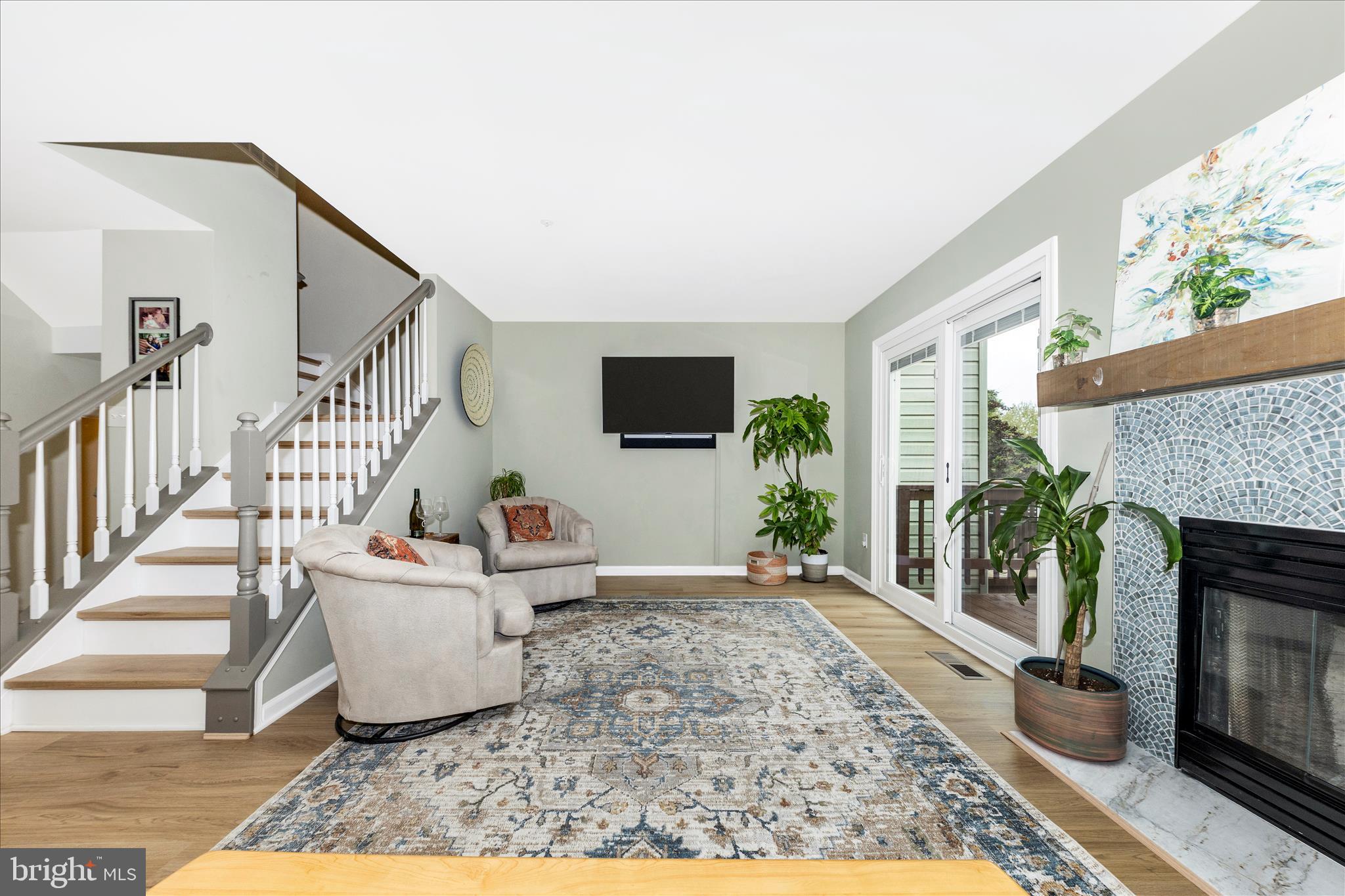 2902 Clovercrest Way Olney, MD 20832 - Photo 11 of 39 No Textured Ceilings!