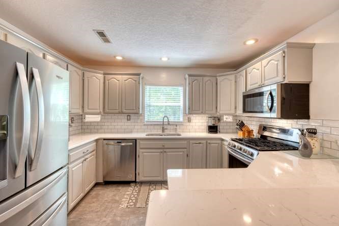 238 Ridge View Lane Hayesville, NC 28904 - Photo 26 of 48 Kitchen