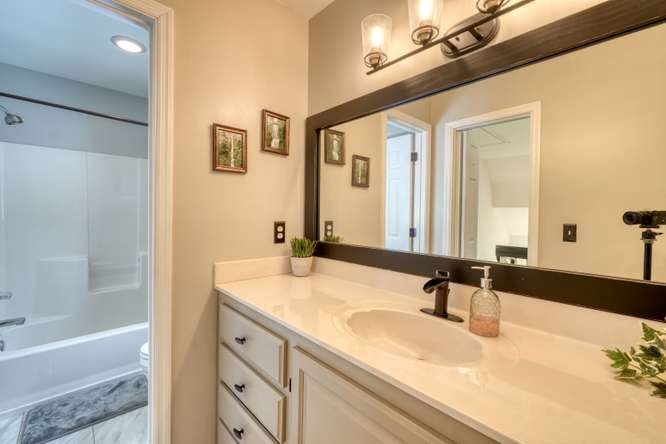 238 Ridge View Lane Hayesville, NC 28904 - Photo 31 of 48 2nd bedroom