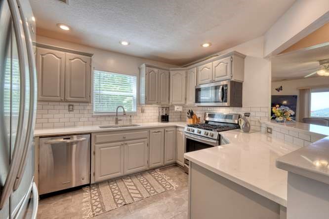 238 Ridge View Lane Hayesville, NC 28904 - Photo 4 of 48 Kitchen