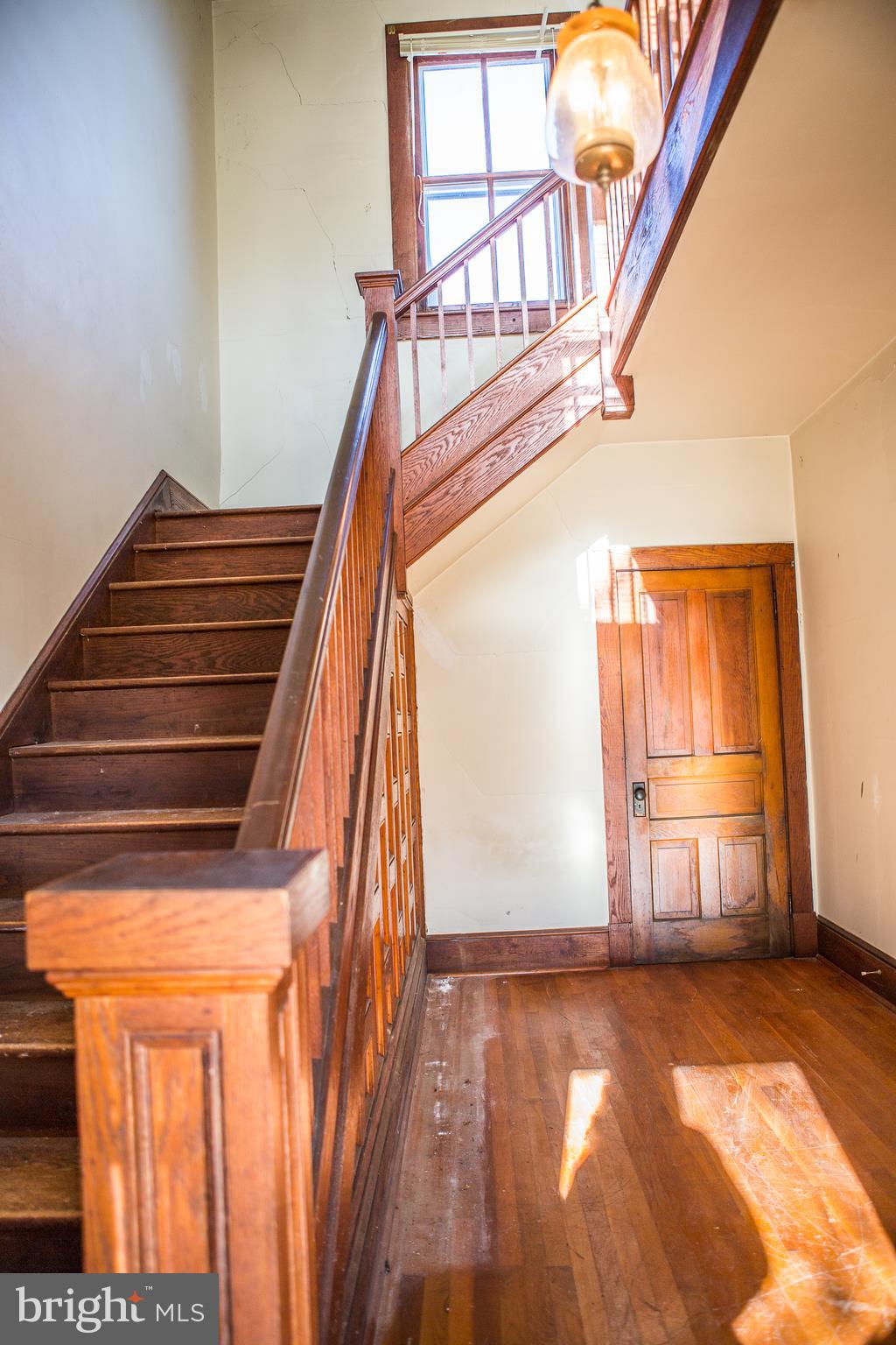 9017 Old Turnpike Road Culpeper, VA 22701 - Photo 10 of 19 Gorgeous Entry Foyer
