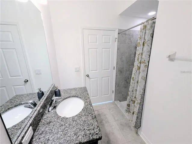 $2,390 | 2944 Autumn Rock Drive, Zephyrhills, FL 33540