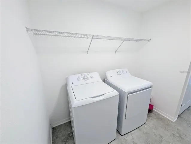 $2,390 | 2944 Autumn Rock Drive, Zephyrhills, FL 33540