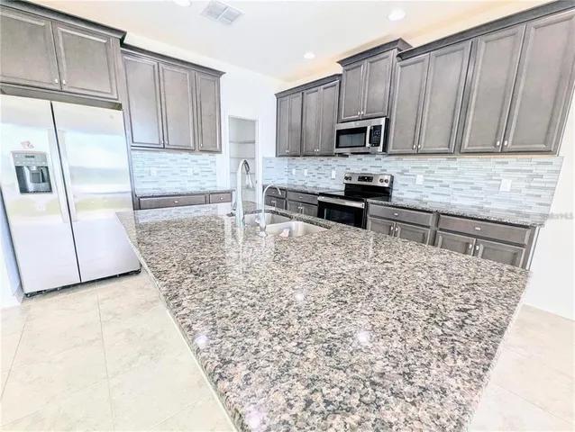 $2,390 | 2944 Autumn Rock Drive, Zephyrhills, FL 33540