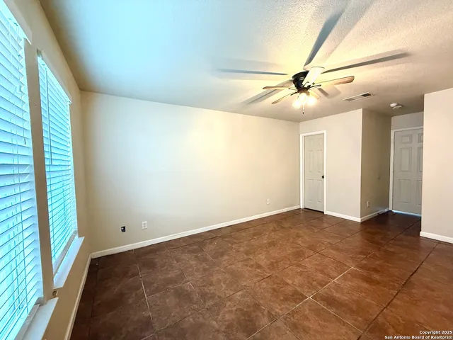 $1,700 | 6118 Kensinger Pass, Converse, TX 78109