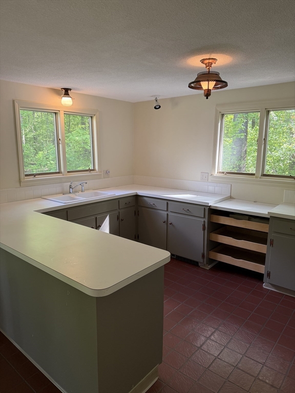 16 Flint Road Oakham, MA 01068 - Photo 21 of 42