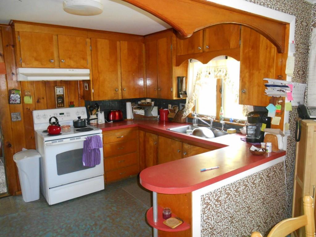 13 Varnum Pond Road Temple, ME 04984 - Photo 4 of 30 Kitchen
