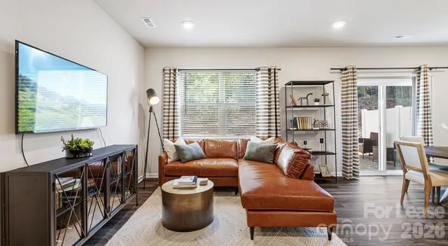 $2,360 | 525 Wayforth Road Northwest, Unit B3, Concord, NC 28027