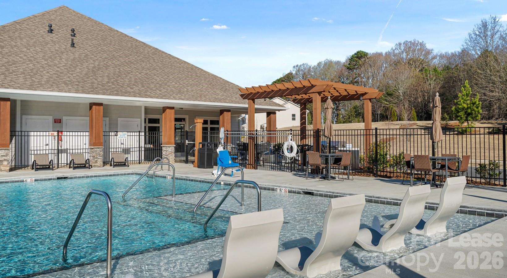 525 Wayforth Road Northwest, Unit B3 Concord, NC 28027 - Photo 3 of 23