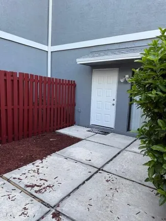 $169,000 | 1 Crossings Circle, Unit C, Boynton Beach, FL 33435