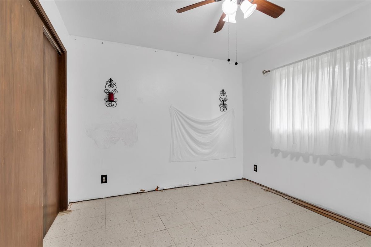 18-4327 North Peck Road Mountain View, HI 96771 - Photo 20 of 30 a view of an empty room with a window