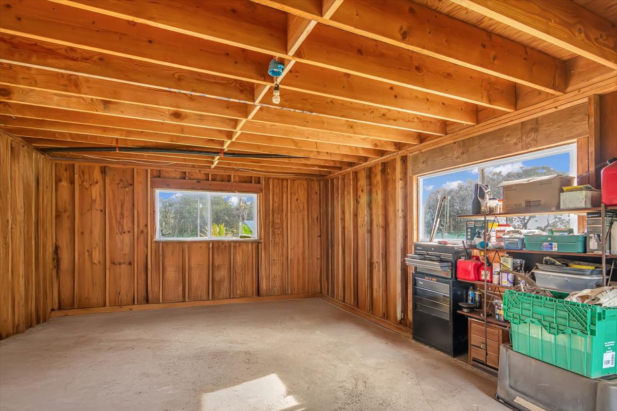 18-4327 North Peck Road Mountain View, HI 96771 - Photo 22 of 30 a view of storage and utility room
