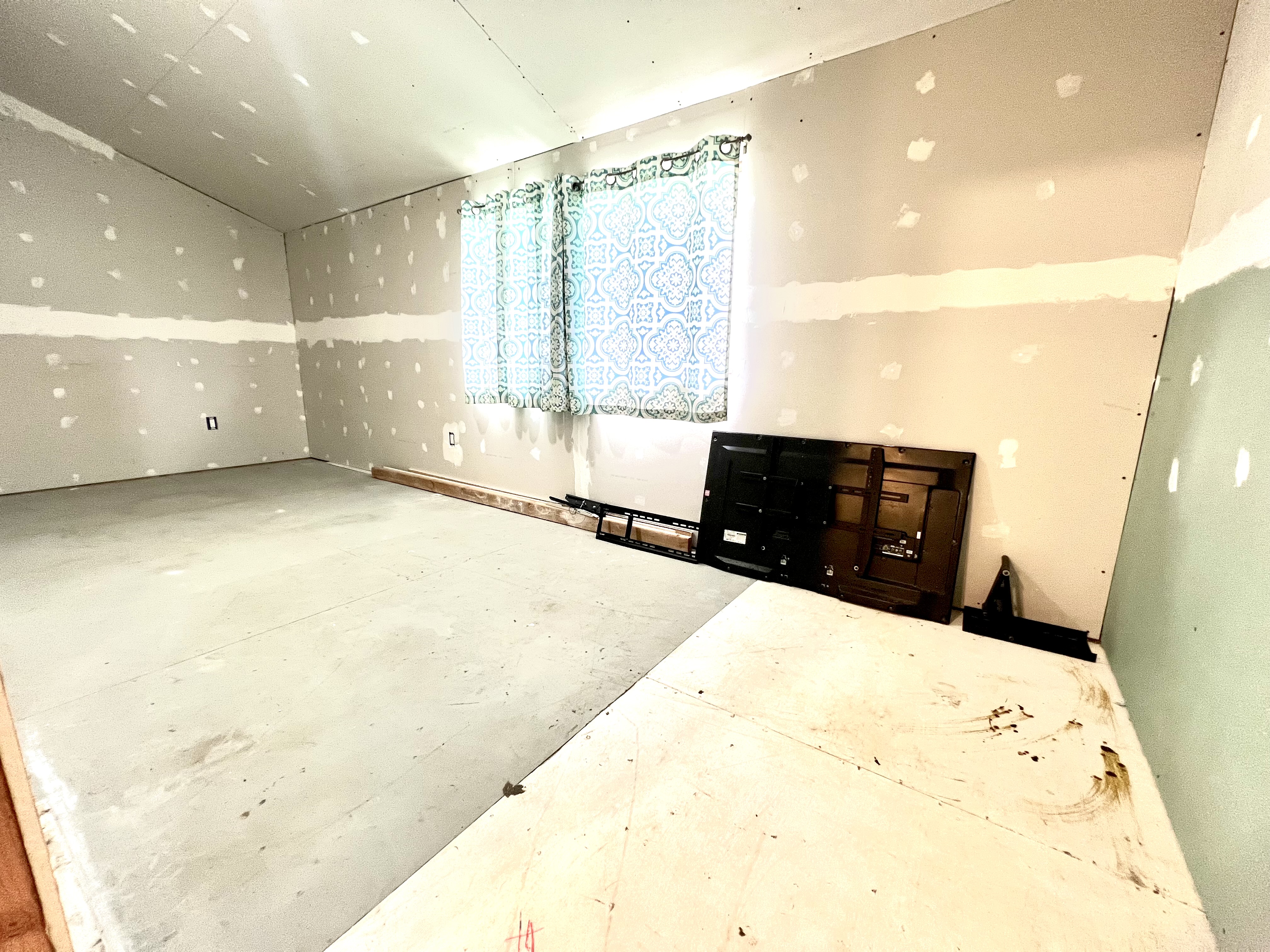 18-4327 North Peck Road Mountain View, HI 96771 - Photo 27 of 30 a view of kitchen and a window