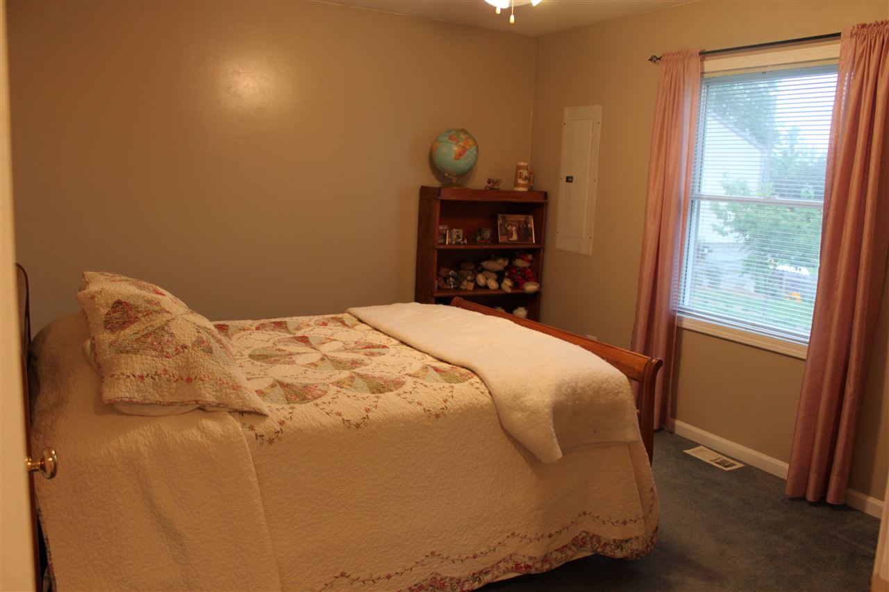 1490 Mt Pleasant Road Bedford, IN 47421 - Photo 15 of 30