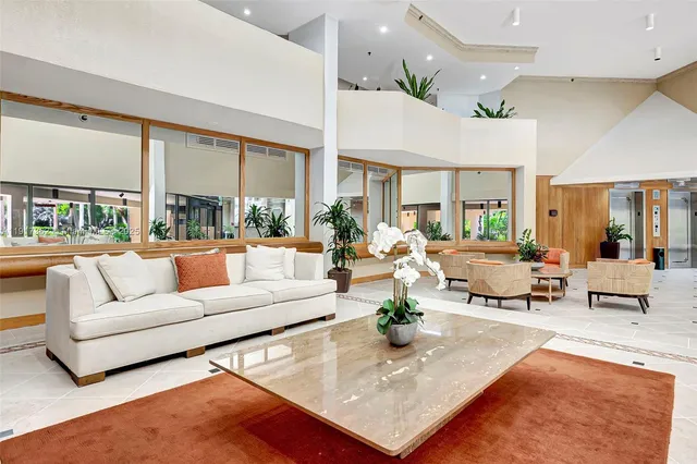 $5,000 | 170 Ocean Ln Drive, Unit 610, Key Biscayne, FL 33149