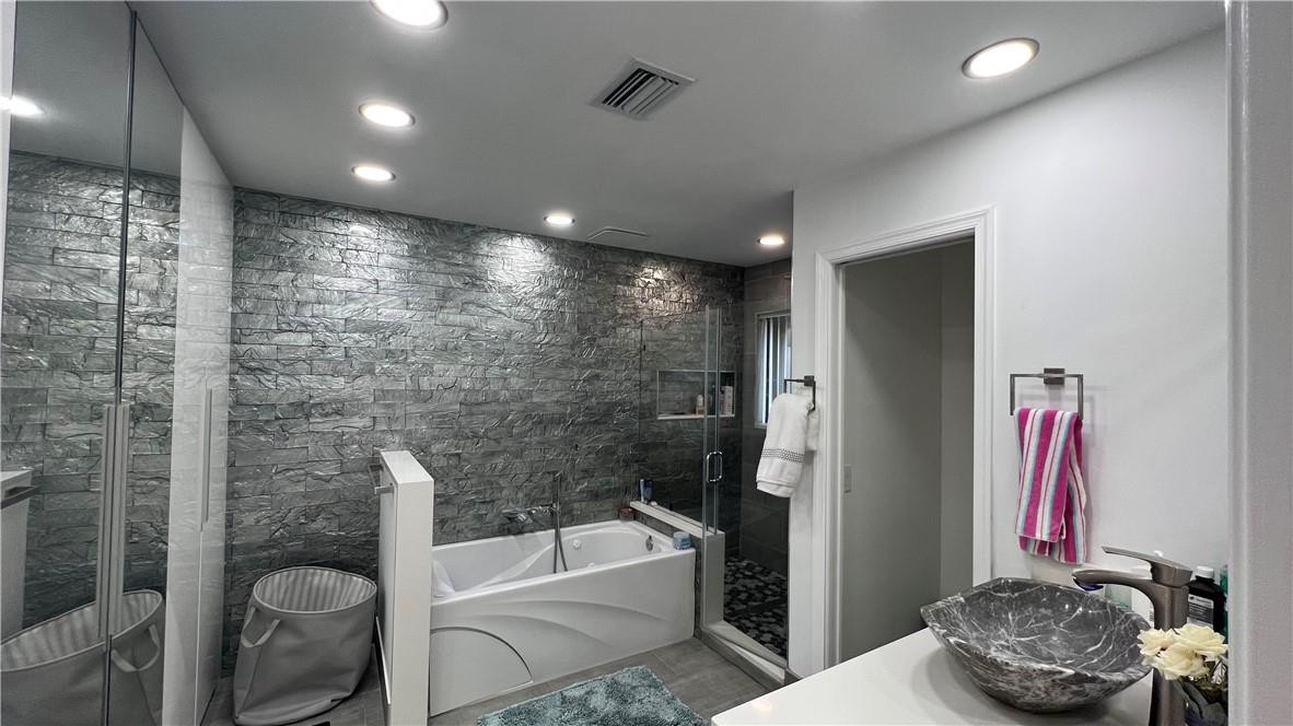 5580 Coach House Circle, Unit F Boca Raton, FL 33486 - Photo 19 of 29 Photo 19