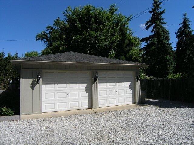 878 Neff Road Grosse Pointe, MI 48230 - Photo 8 of 8 1 Car Parking in Tandem Garage