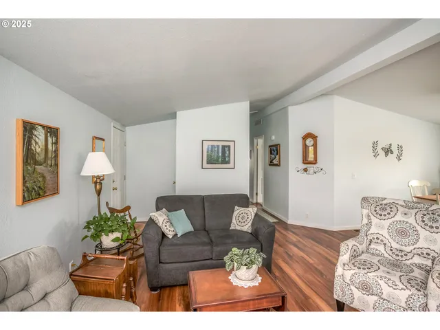 $140,000 | 1100 Northwest Warrenton Drive, Unit 338, Warrenton, OR 97146