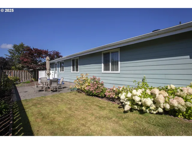 $140,000 | 1100 Northwest Warrenton Drive, Unit 338, Warrenton, OR 97146