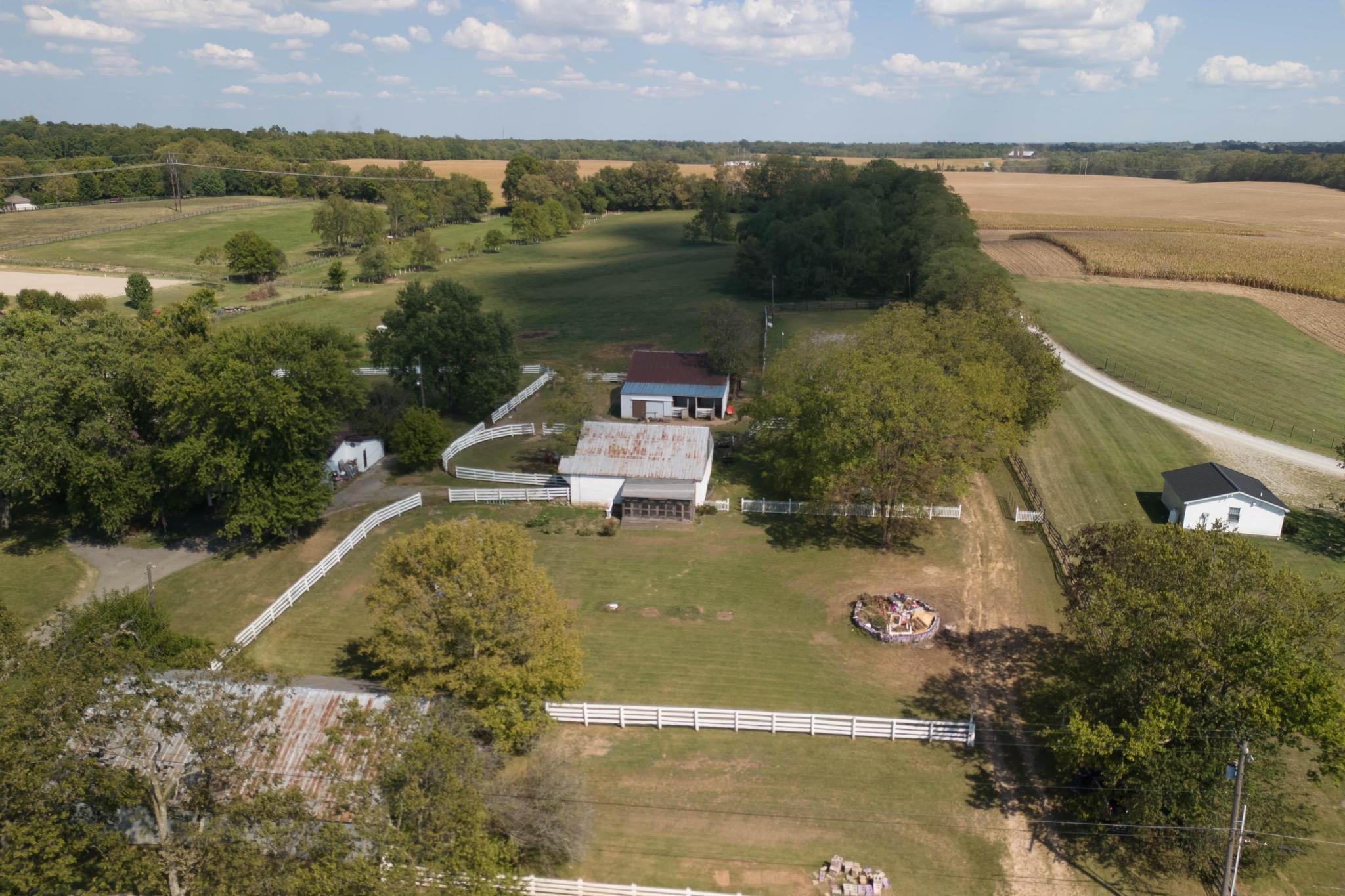 3520 Combs Ferry Road Lexington, KY 40509 - Photo 11 of 105 Photo Sep 05 2024, 3 26 36 PM