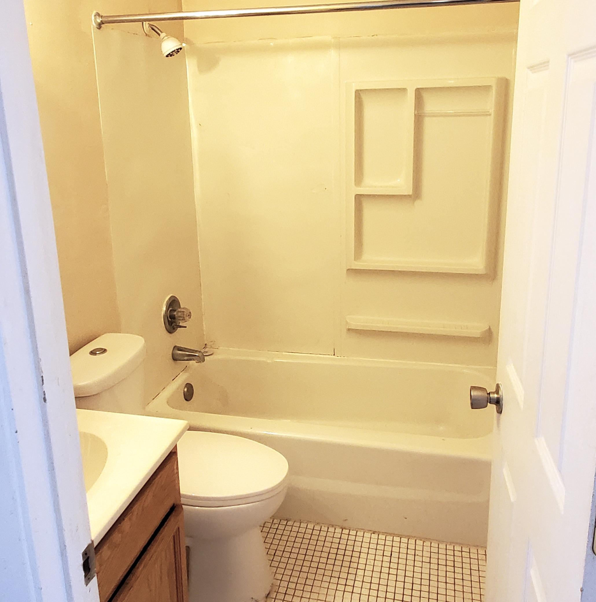 808 Evergreen Avenue, Unit 103 Olivia, MN 56277 - Photo 12 of 14