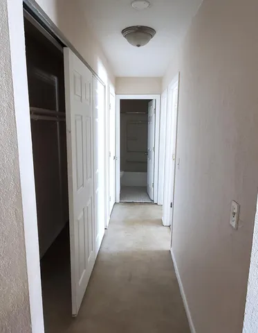 $750 | 808 Evergreen Avenue, Unit 103, Olivia, MN 56277