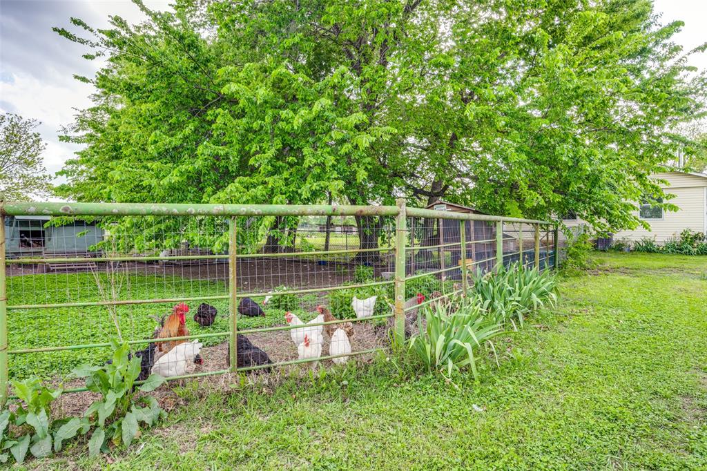 4440 Dripping Spring Road Sherman, TX 75090 - Photo 23 of 39