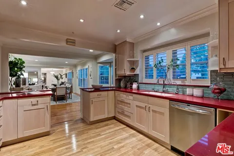 $2,849,000 | 1609 Comstock Avenue, Los Angeles, CA 90024