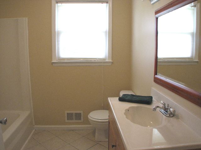 226 Blalock Road Boiling Springs, SC 29316 - Photo 6 of 8 Gallery Image 6