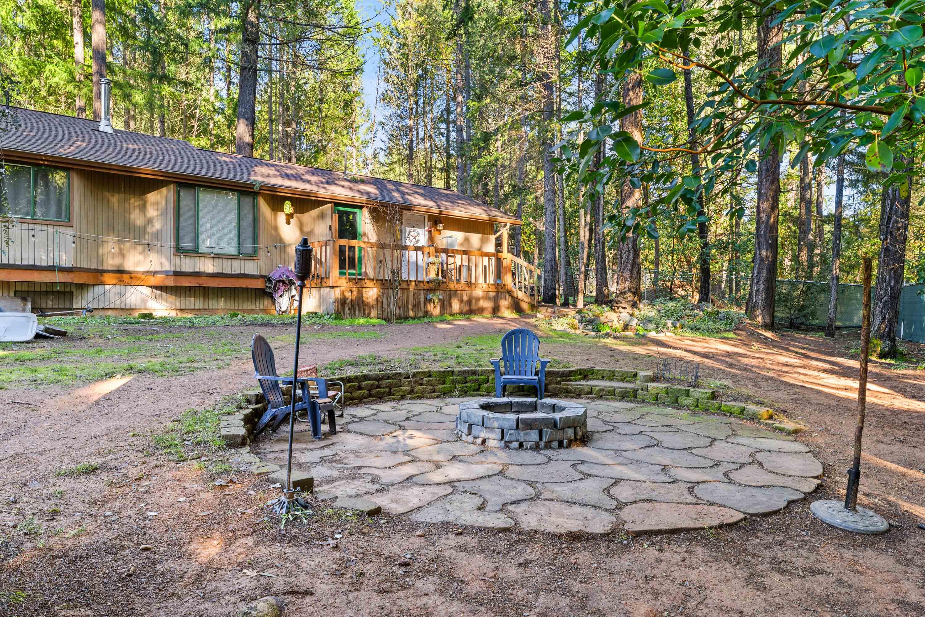 1492 Crooks Creek Road Selma, OR 97538 - Photo 18 of 38 EXT (9 of 16)