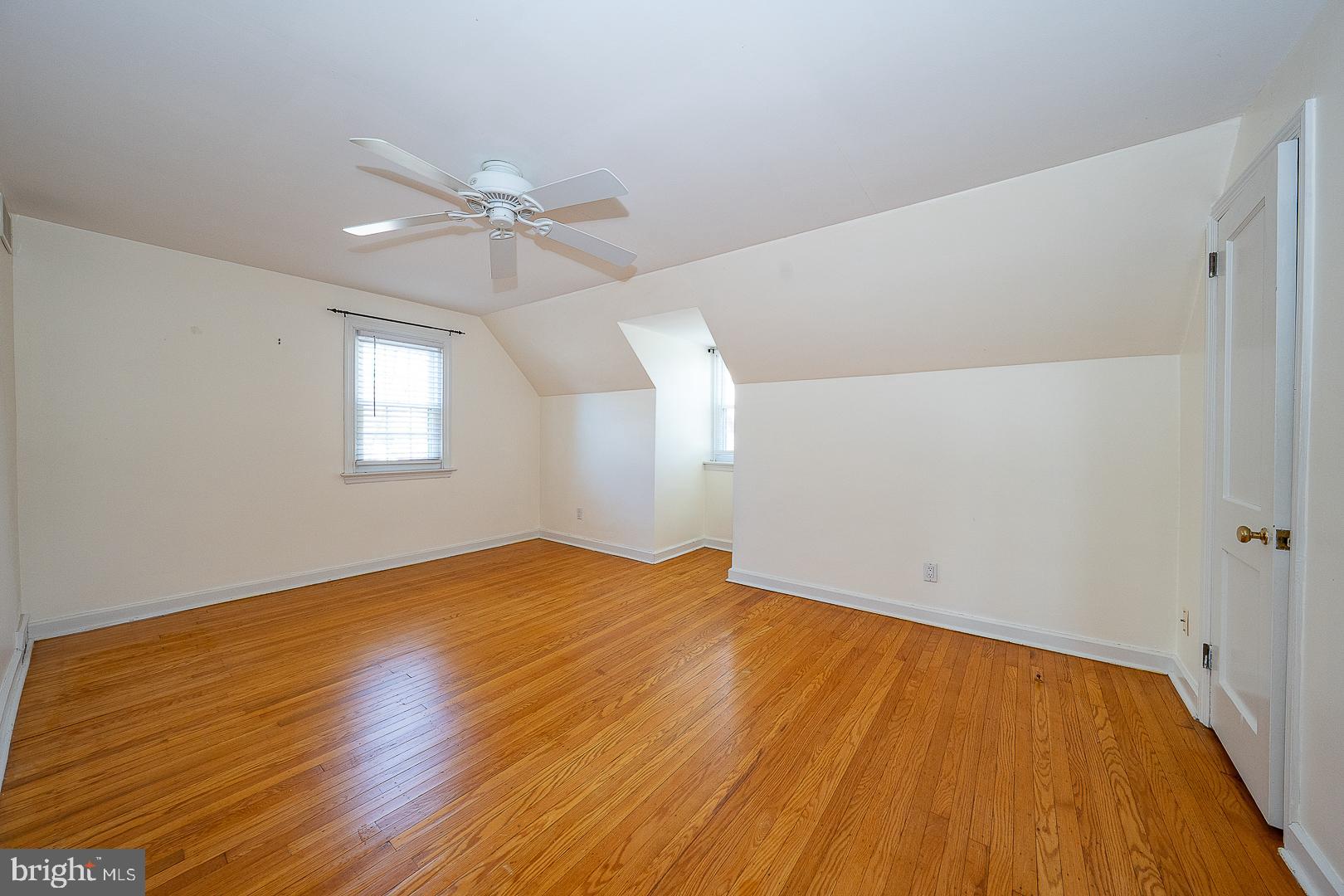 128 Homestead Road Wayne, PA 19087 - Photo 15 of 30 wooden floor in an empty room