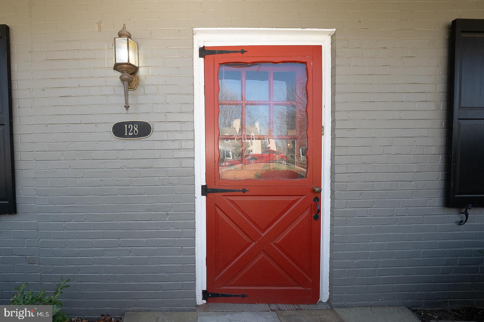 128 Homestead Road Wayne, PA 19087 - Photo 2 of 30