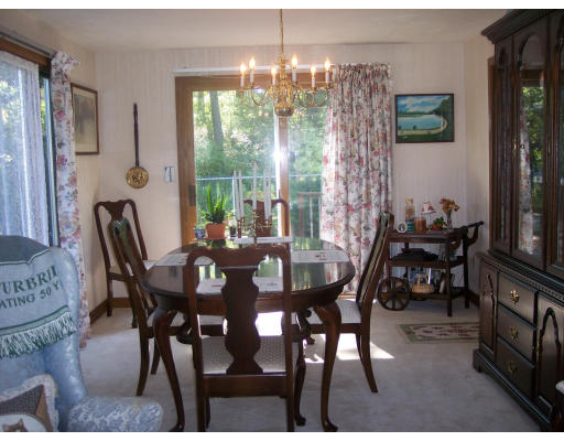 165 Hickory Road Wrentham, MA 02093 - Photo 4 of 8 Gallery Image 4