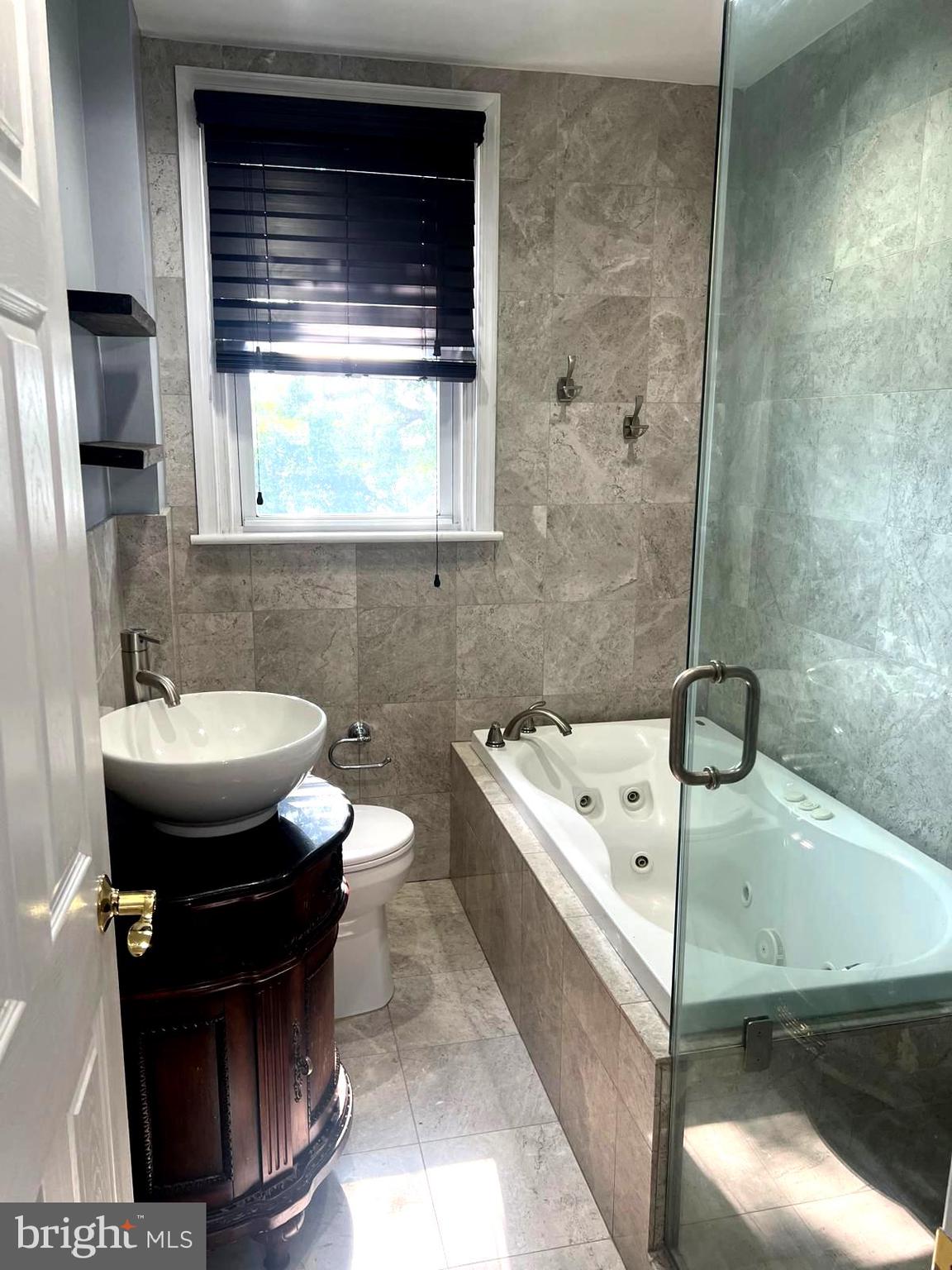 2625 Levick Street Philadelphia, PA 19149 - Photo 15 of 35