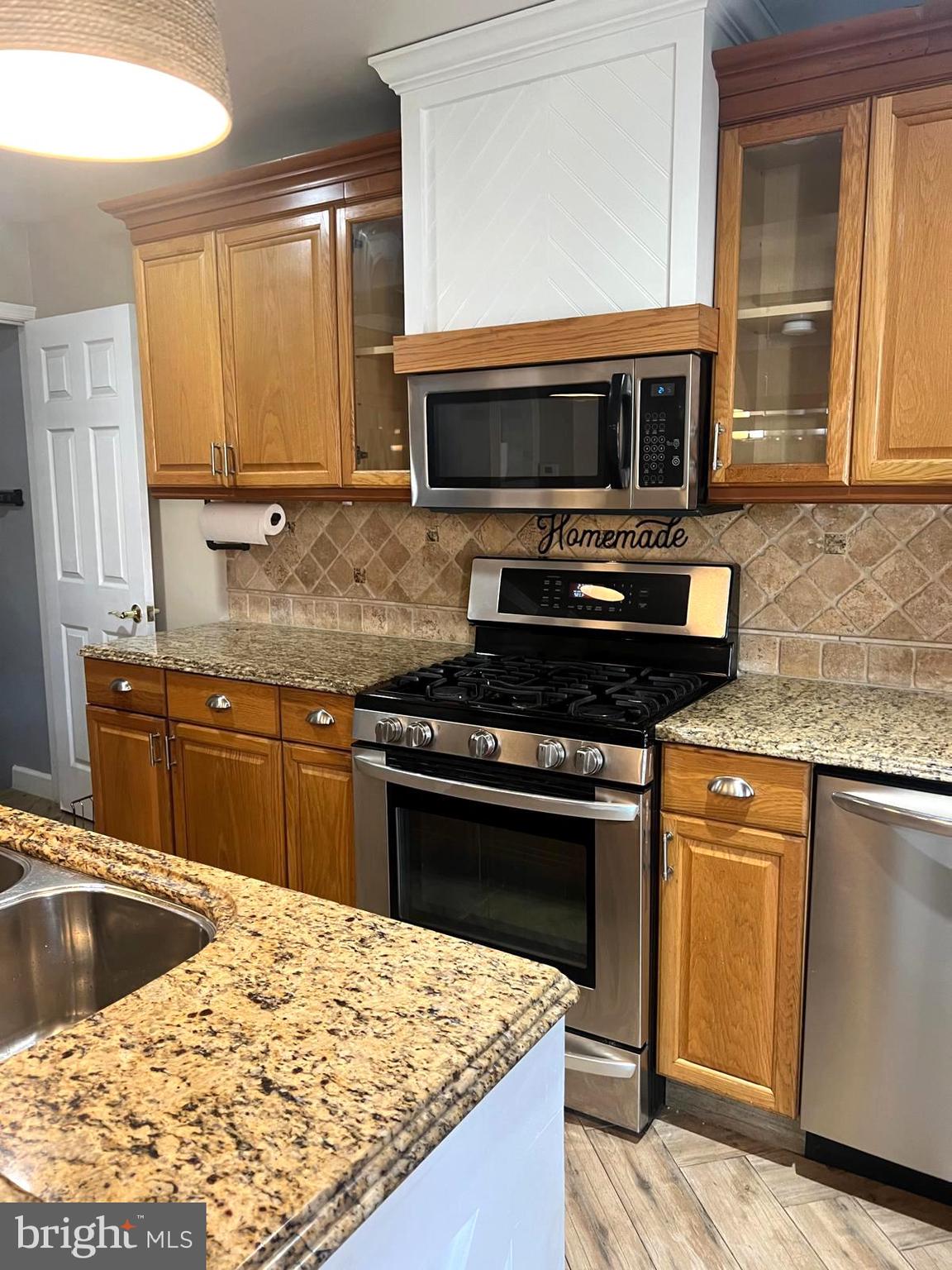 2625 Levick Street Philadelphia, PA 19149 - Photo 7 of 35